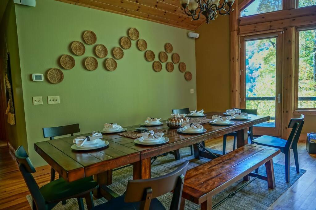 Serene Green - Fire Pit, Hot Tub, Grill, Big Deck Maggie Valley Exteriör bild